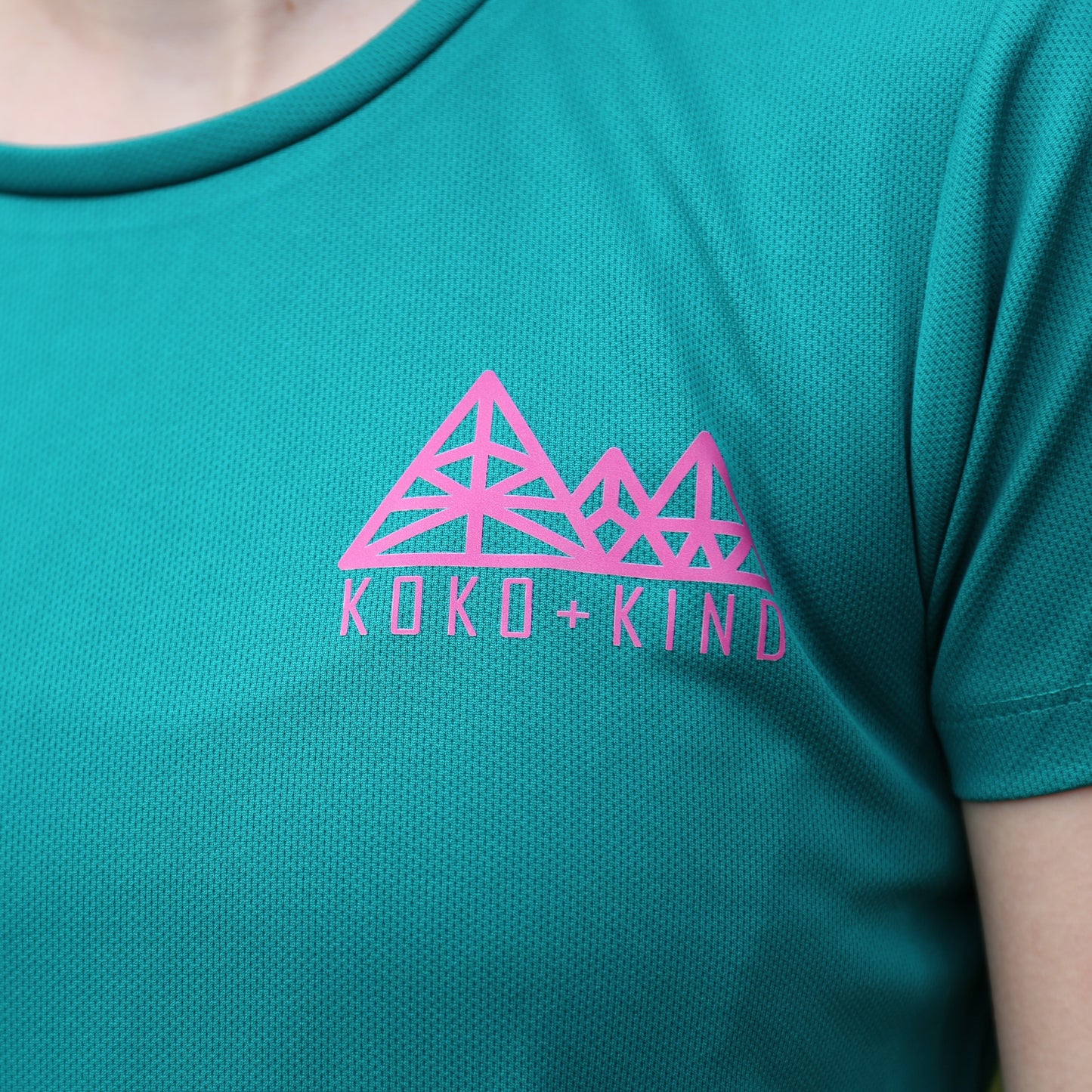 Jade Adventure Tee - koko+kind Running Uk